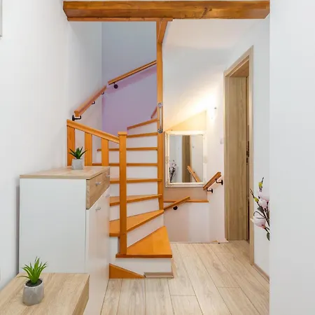 4 Bedroom Gorgeous In Дом отдыха *