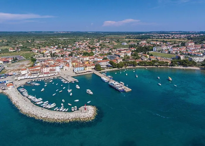 Ferienhaus 4 Bedroom Gorgeous In Vodnjan