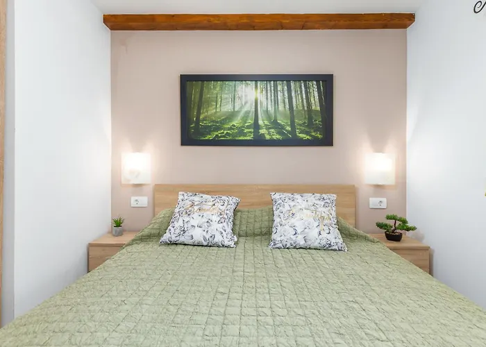 4 Bedroom Gorgeous In Ferienhaus