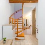 4 Bedroom Awesome Home In Vodnjan 펜션 *